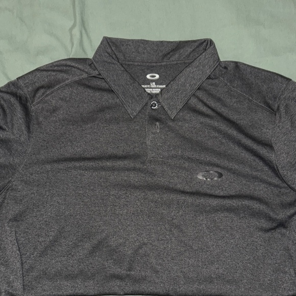 Oakley Men's Charcoal Polo Shirt - Picture 1 of 3
